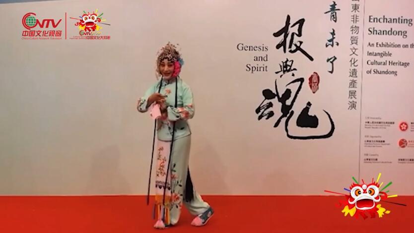 LV Fengqin, national first-class actor of Wuyin opera theater, ＂Wang Xiao rushes to his feet＂